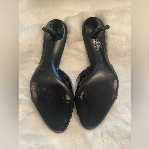 Vintage Gucci Heels - Picture 4 of 4
